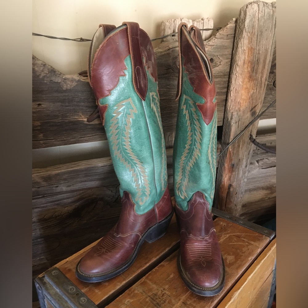 Olathe tall top boots size 6.5 b